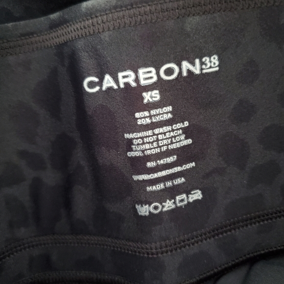 Carbon38 High Rise 7/8 Takara Leopard Legging - Picture 6 of 6